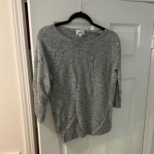 Wilfred Heather Gray Knit Top